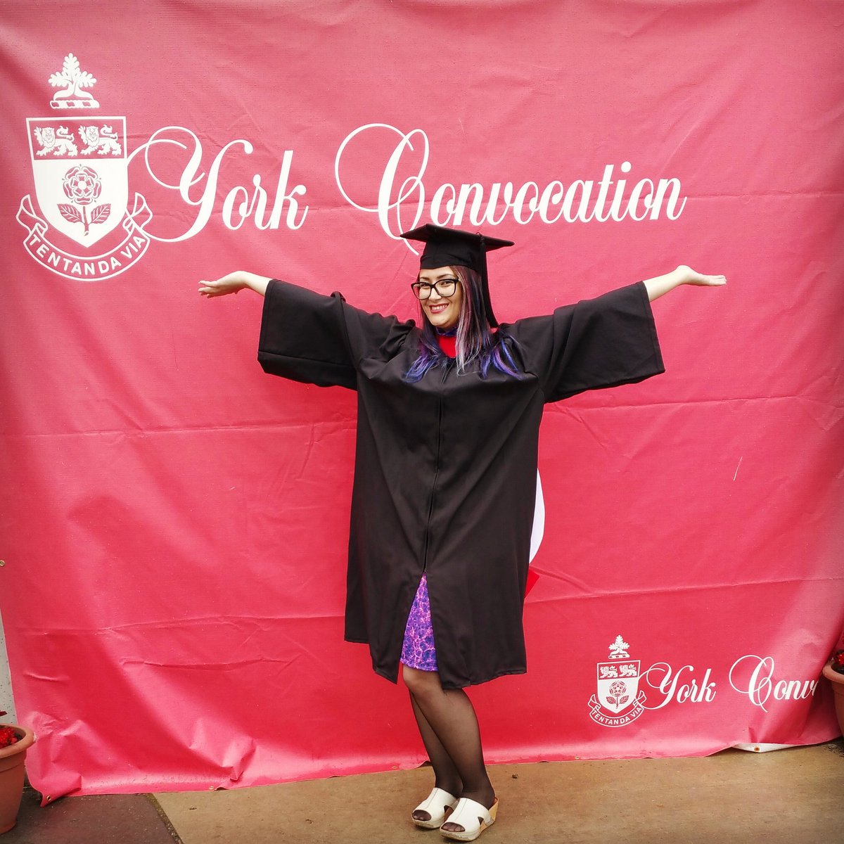 Astropartigirl's tweet photo. Convocation = complete! Congrats to all fellow graduates today! #YorkUConvo #justgradthings https://t.co/1OCcvvS0hd
