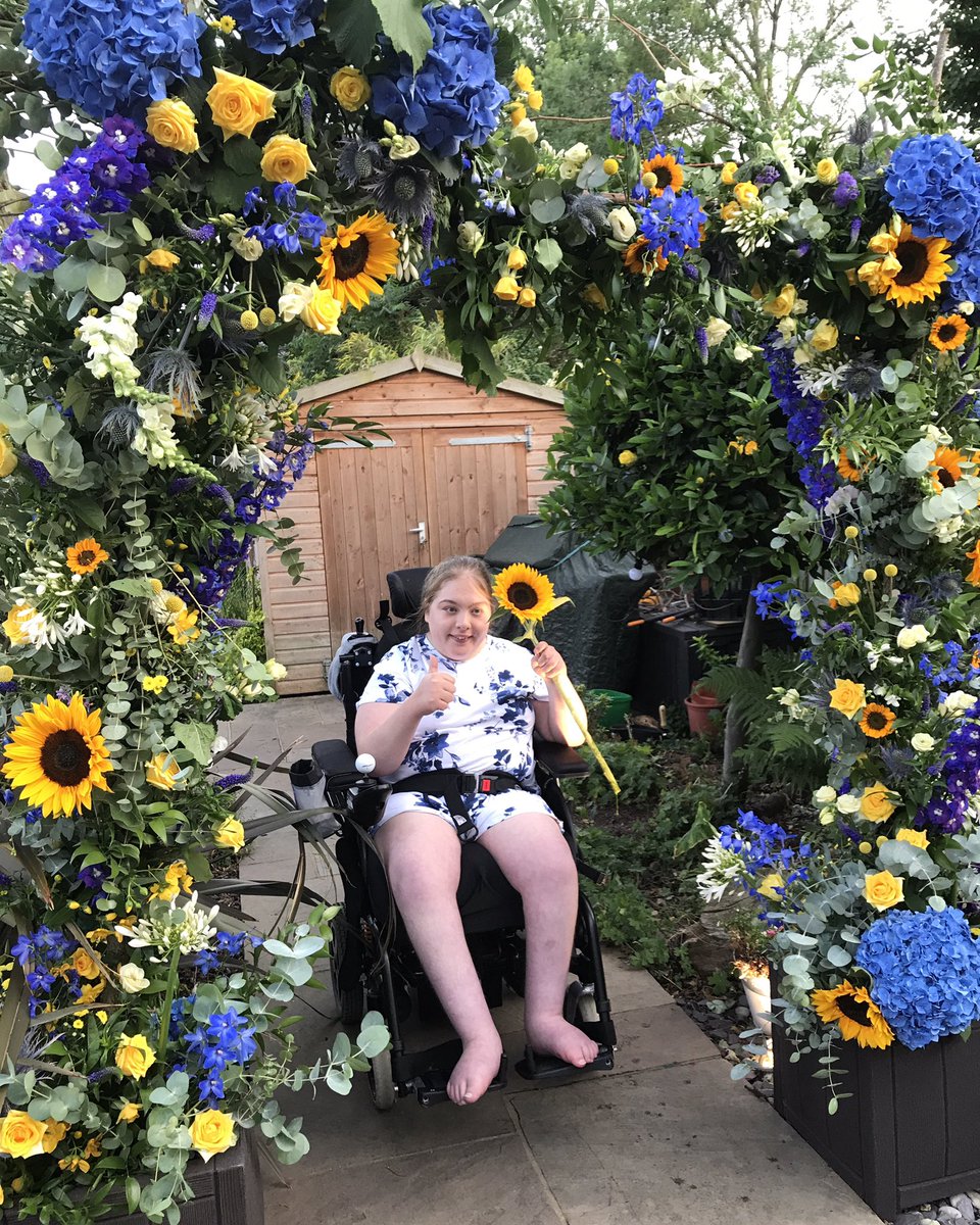 🌸🐝Annie Jenkins tweet media