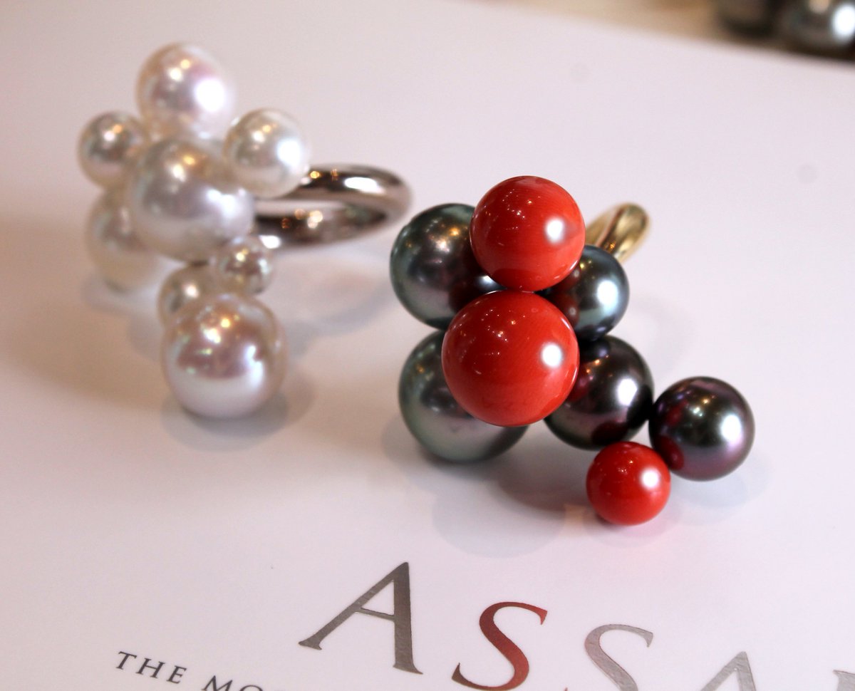 TheJewelleryEd's tweet photo. Tell us, will it be Tahitian #pearls with Sardinian coral or all white pearl for your #Assael Bubble #ring?
https://t.co/j6aDsZt6f8 https://t.co/zmoMDxayWM