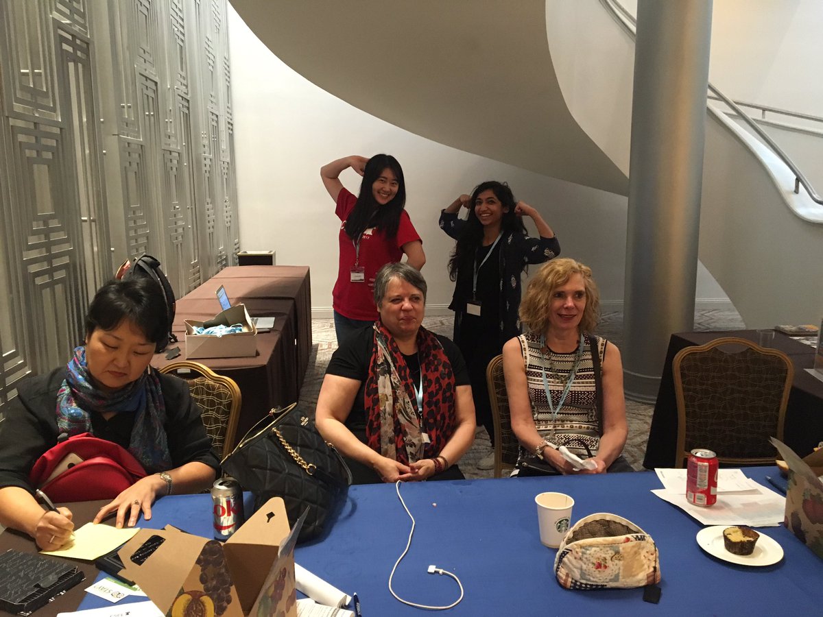 CSCL2017's tweet image. Volunteers staying strong on the last day of CSCL 2017!