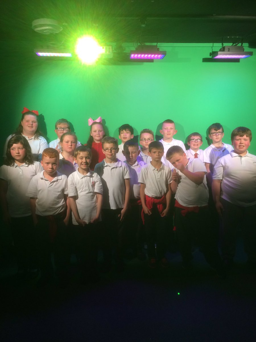 DrumparkP6's tweet photo. Fun times at Amazonia with Class 10!! 🕷🦋🦇@drumparkprimary https://t.co/nEPcWRbzr3