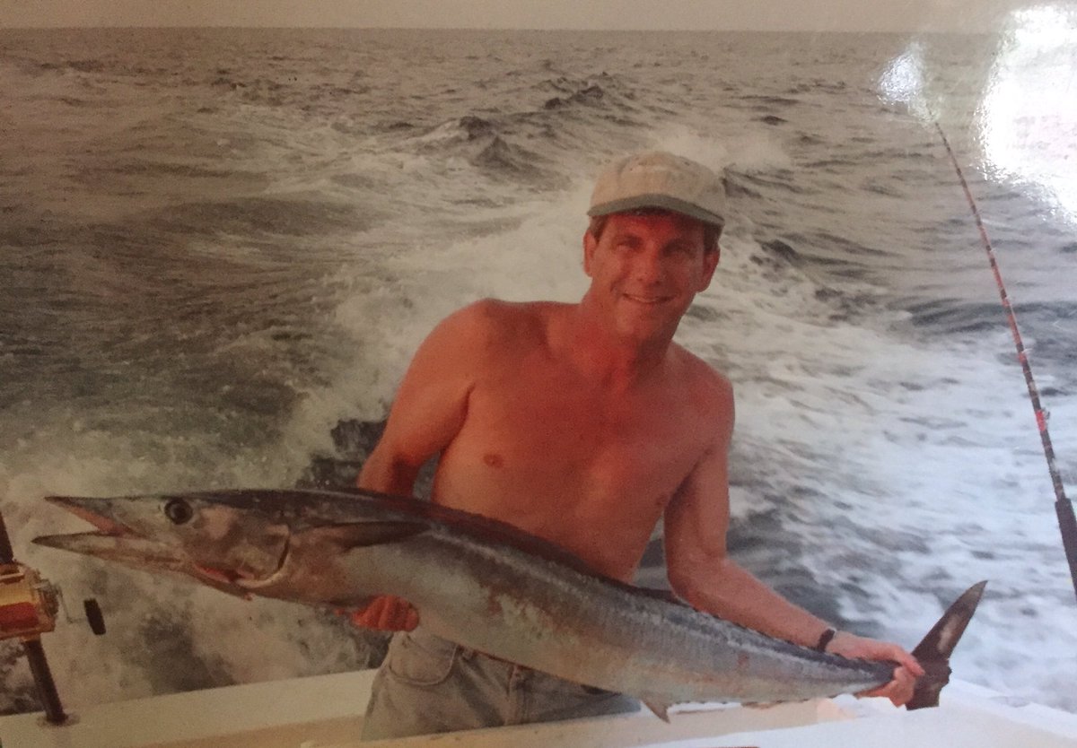 WidPeg's tweet photo. I wanna win a boat from Cabelas! #cabelasboat https://t.co/KXQQyUKdrD