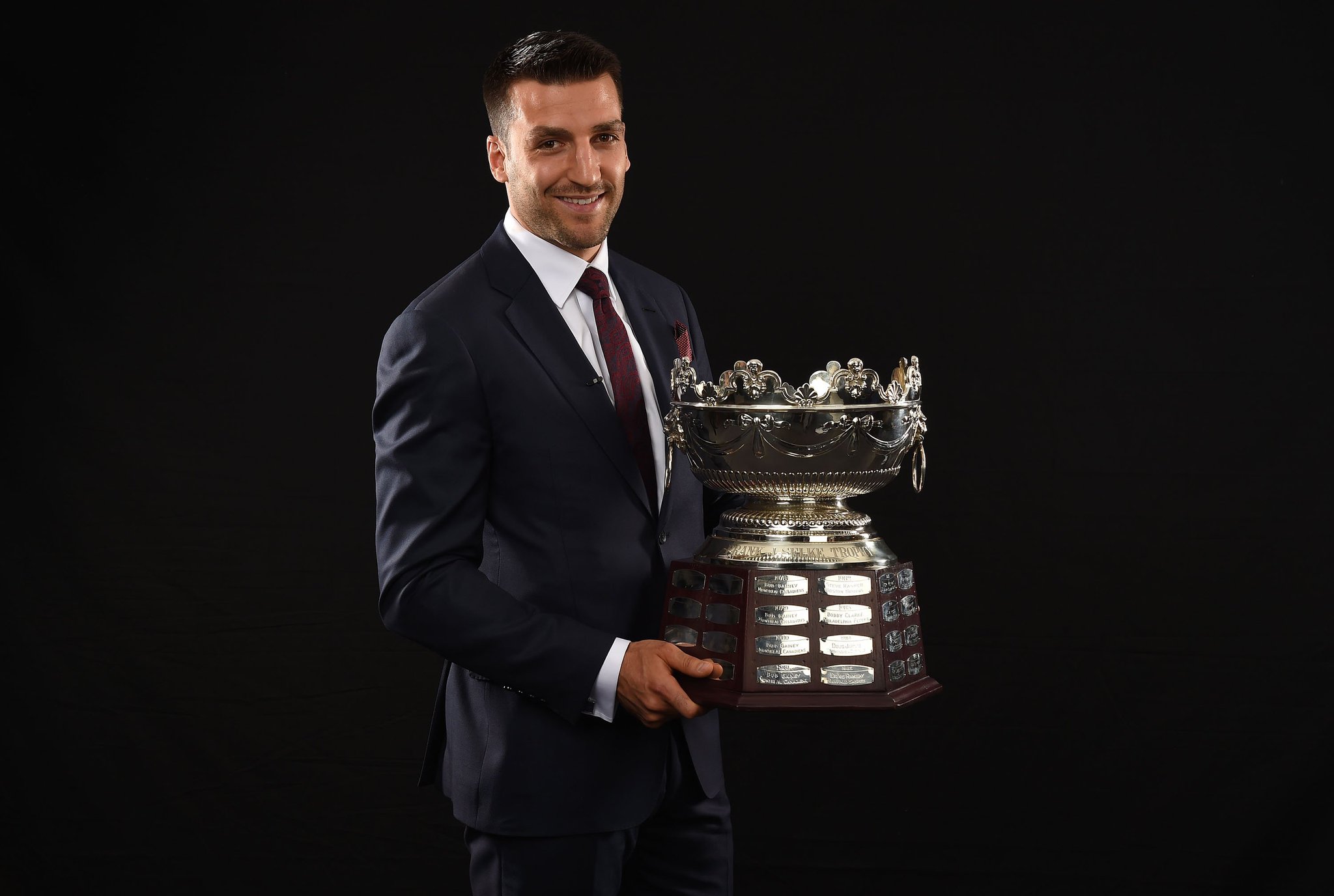 Happy 32nd birthday to Patrice Bergeron! 