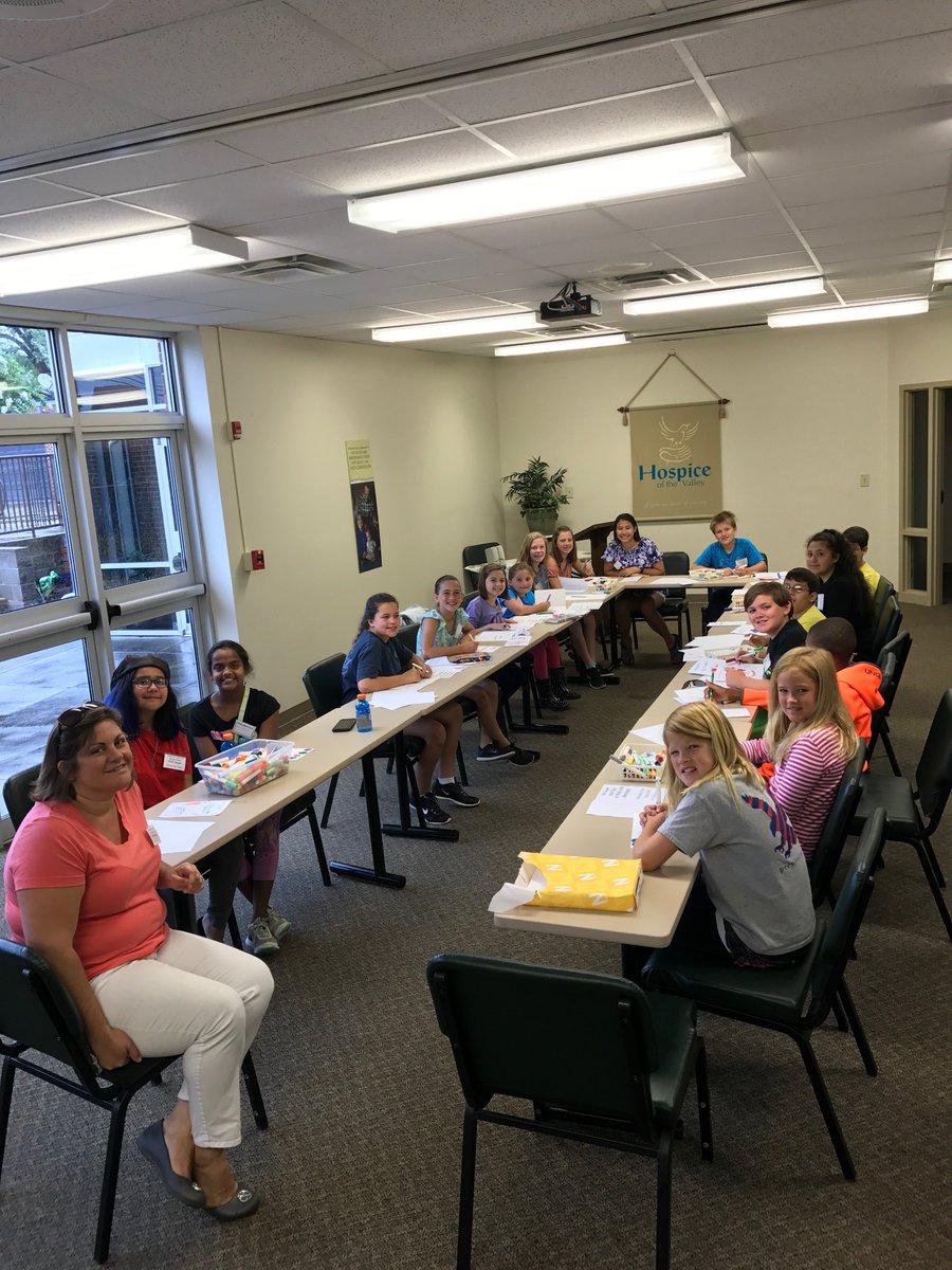 HospiceoftheVal's tweet photo. Shout out to KIVS group for helping with volunteer projects today. #hospice #ourfuture #hospicevolunteers #raindoesnotstopus https://t.co/GFD0ZTght7