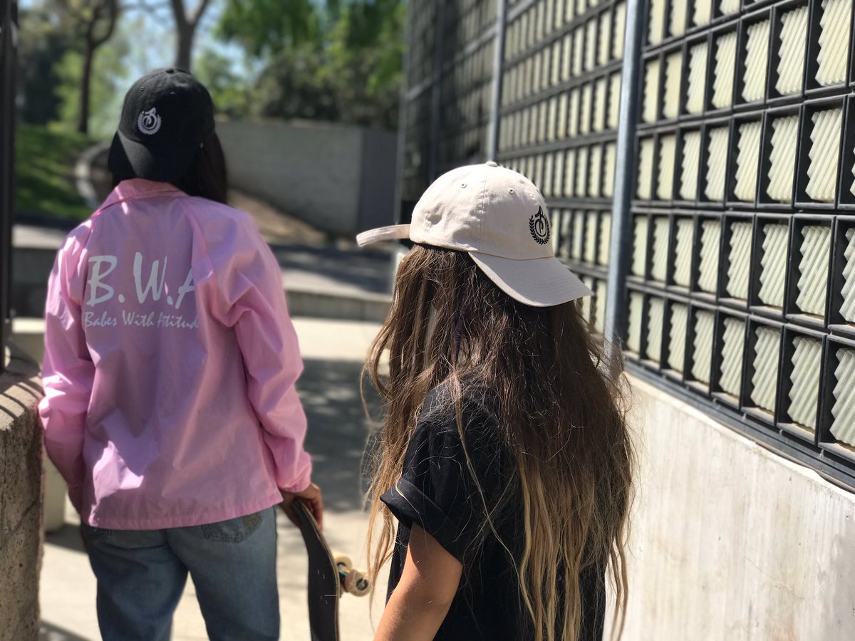ShopBabetown's tweet photo. One step closer to the weekend 😩✌🏽💘 https://t.co/WIDUwkDZhv