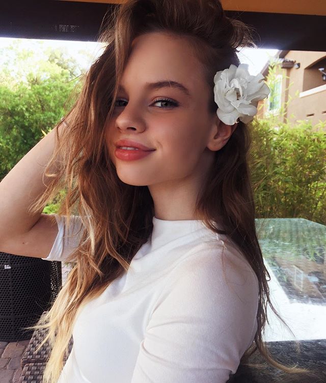 LMayLiv's tweet photo. #sunbridgewhiteparty https://t.co/sKpgvvVsDV