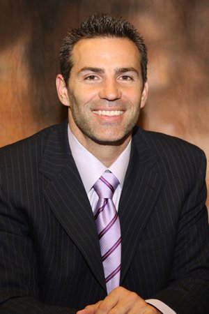 Happy Birthday Kurt Warner 