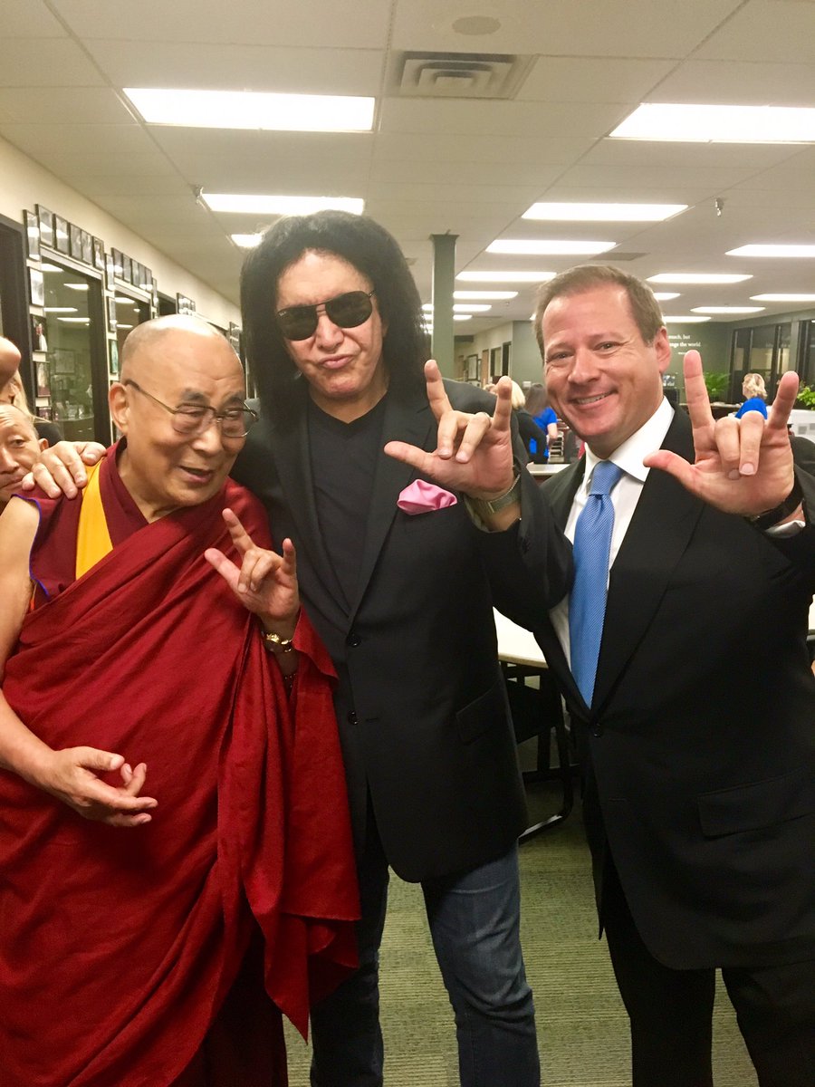 BrandonSawalich's tweet image. Compassion and kindness have no bounds. #Love