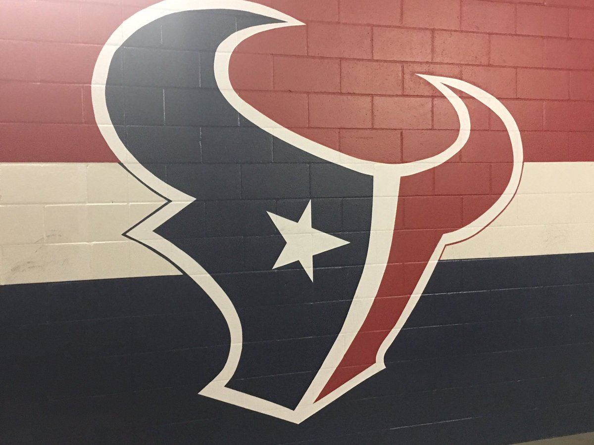 Troy_Tutt's tweet photo. Looking fwd to meeting with our great partners, @HoustonTexans and their clients. #tickets #nfl #invitemanager https://t.co/WZj5Gp4Did