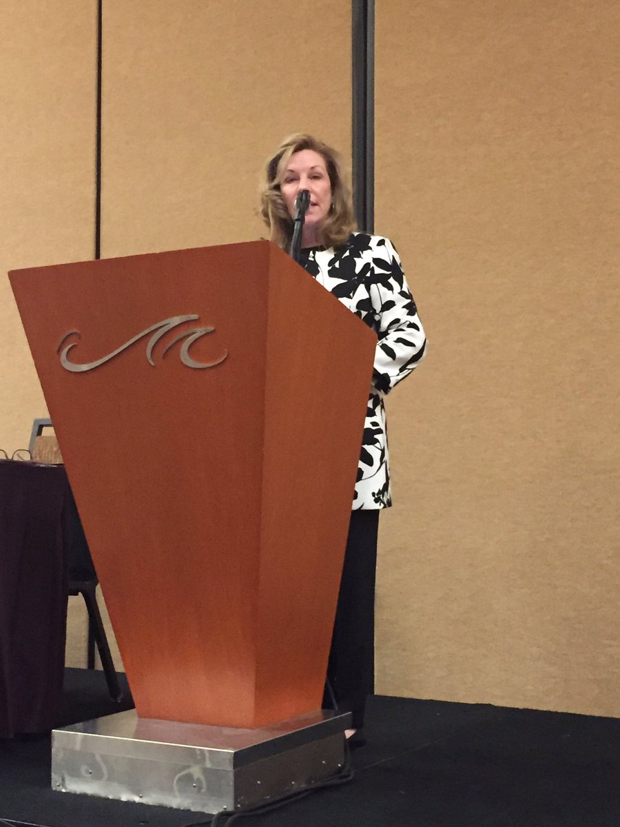 ShaniSoloff's tweet photo. Your website needs to convey your culture, core values, &amp;a something measurable #WBENCis20 #WBENC2017 https://t.co/e2ZUJXRULj