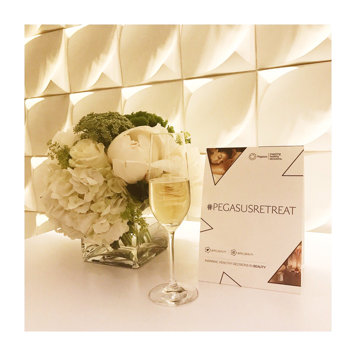 We've cracked the Prosecco open! 🥂 Who says a few bubbles don't do wonders for your wellbeing? #pegasusretreat