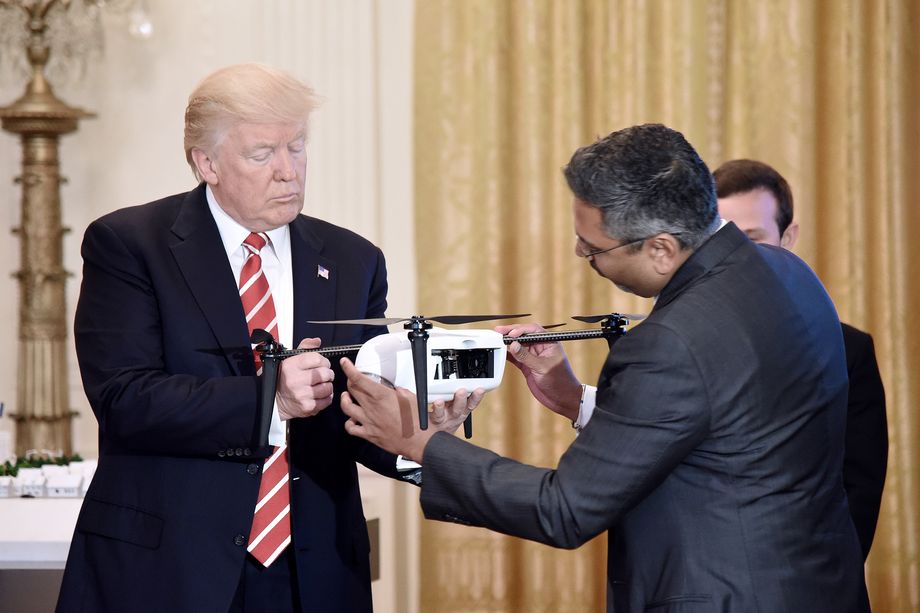 Top #drone manufacturers push <a href="/POTUS/">President Donald J. Trump</a> to address restrictions limiting what #drone technology can do via <a href="/Recode/">Recode</a> bit.ly/2suNoGO