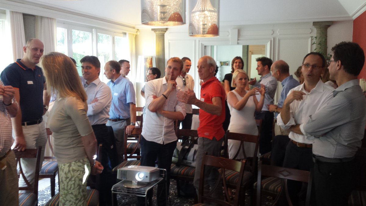 nielsrot's tweet photo. Delighted to be at the Dutch Embassy in Ben today to talk about #FutureOfInmovation. In shorts and flip-flops :) #100human #comanifesto https://t.co/lbwdiUJ55L