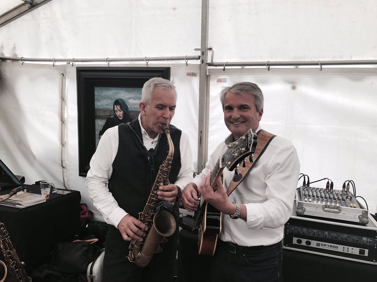 HickoryFood's tweet photo. Superb live jazz band at The Botanical Garden tonight till 8pm!
#royalhighlandshow #digthecraft #HighlandShow https://t.co/xXvhjIL0qu