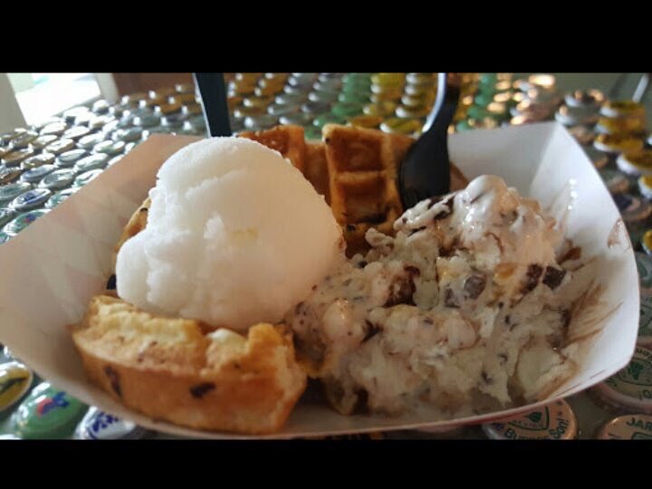 HotspotsDFW's tweet photo. GYPSY SCOOP 
2905 Race St, Fort Worth, TX 
Rate: ⭐️⭐️⭐️⭐️⭐️
Price: 💲
This place is magical. https://t.co/GqHFhZE4kh