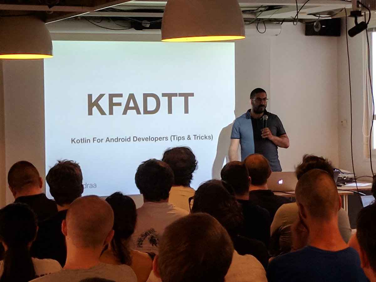 John_P_Miller's tweet photo. Full house for the @ParisAndroidUG Kotlin for Android tech talk by @_mboudraa hosted by @DeezerFR @Deezer https://t.co/hXqAgZRil6