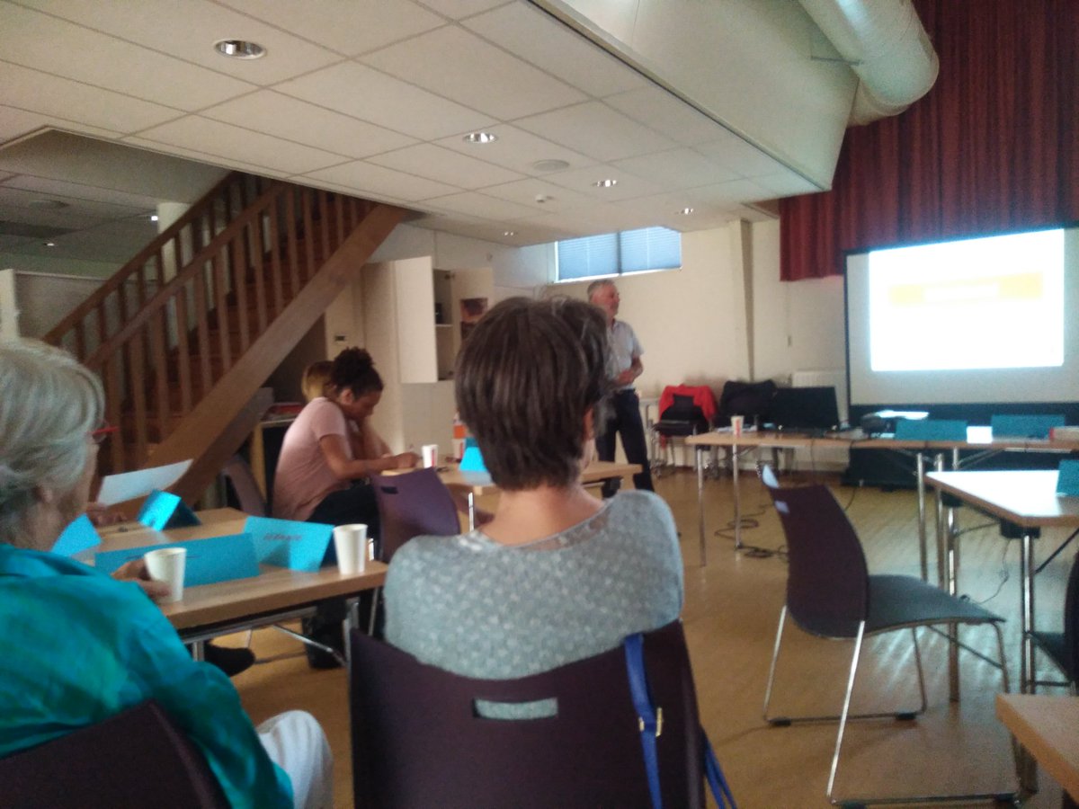 Opening infoavond Wijzelf Wageningen <a href="/wageningenV/">Wijzelf Wageningen V</a> door Rob Buré. #voorendoorburgers