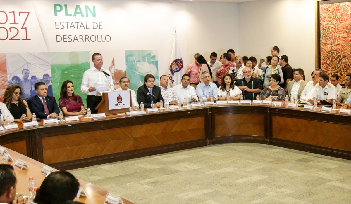 Quirino Ordaz Coppel. tweet media