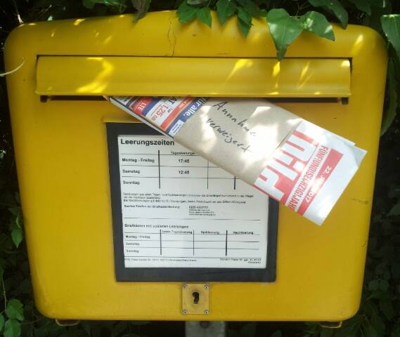 T__Keller's tweet photo. #ReturnToSender #BILDindieTonne https://t.co/QBsPDIXDUC