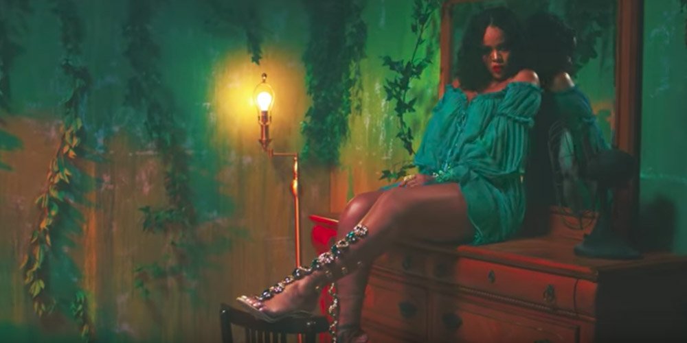 ELLEUK's tweet photo. Rihanna's Final Collection For Manolo Blahnik Is Everything We Want And More https://t.co/0YgaXLZi0Y https://t.co/uqp1fQbaUc