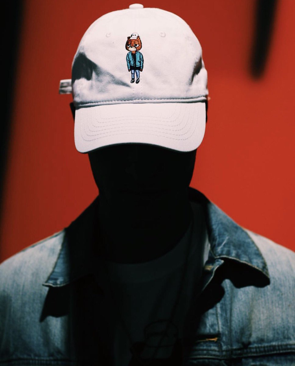 MrFeezBrand's tweet photo. Bear'N All Szn 1 &amp; 2 restocks tomorrow Friday @ 1pm EST on https://t.co/wVY7IIRIgU https://t.co/pCdKQBlyuN