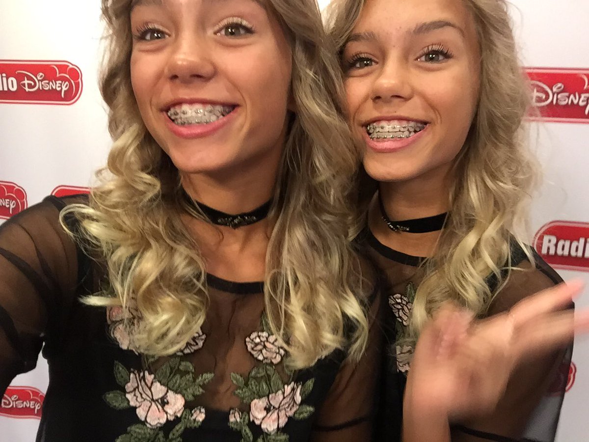 Thanks lisaandlena for stopping by the Radio Disney studio today ...