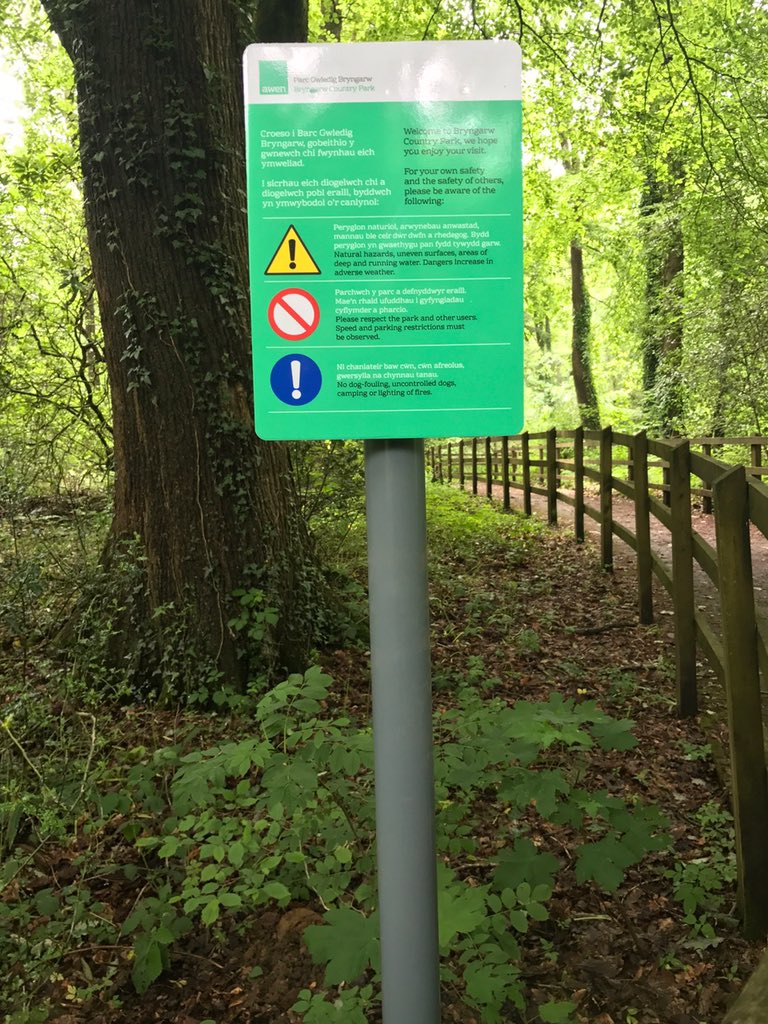 EliteSigns's tweet image. #postmounted #safetysigns made &amp;amp; installed for @BryngarwPark for @awen_wales with @rolanddguk @Metamarkuk #printed #graphics