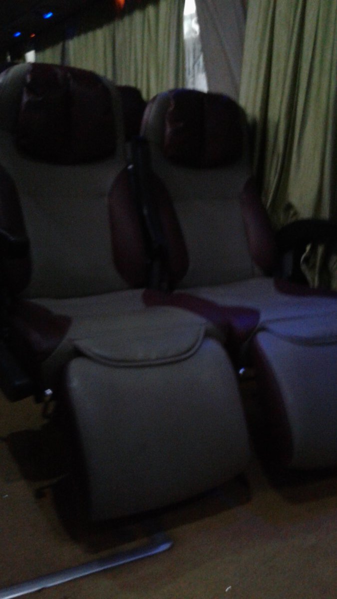 UniqueService4's tweet image. All new Green line buses now available in Chittagong - SYLHET road.