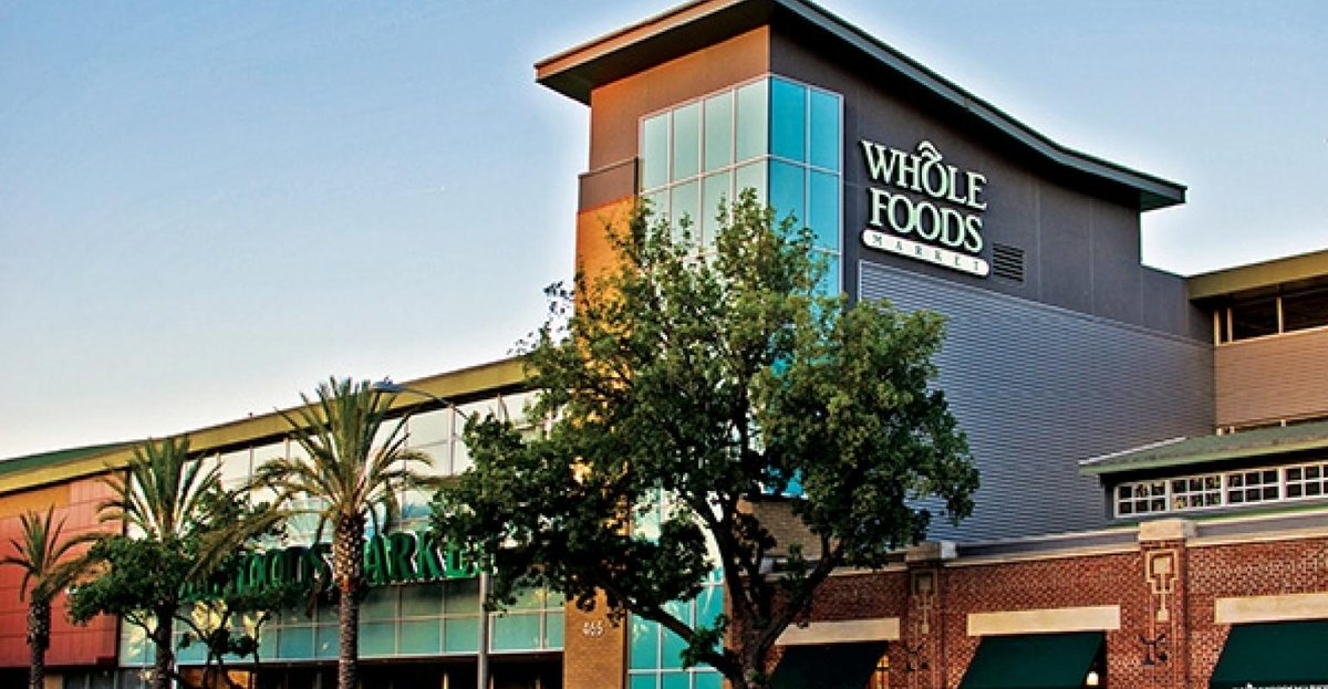NRNonline's tweet photo. How will the #Amazon-#WholeFoods deal affect restaurants? https://t.co/VdDmr1RZWk #sales #trends #restaurant #industry #blog @jonathanmaze https://t.co/TdDSqqArnH