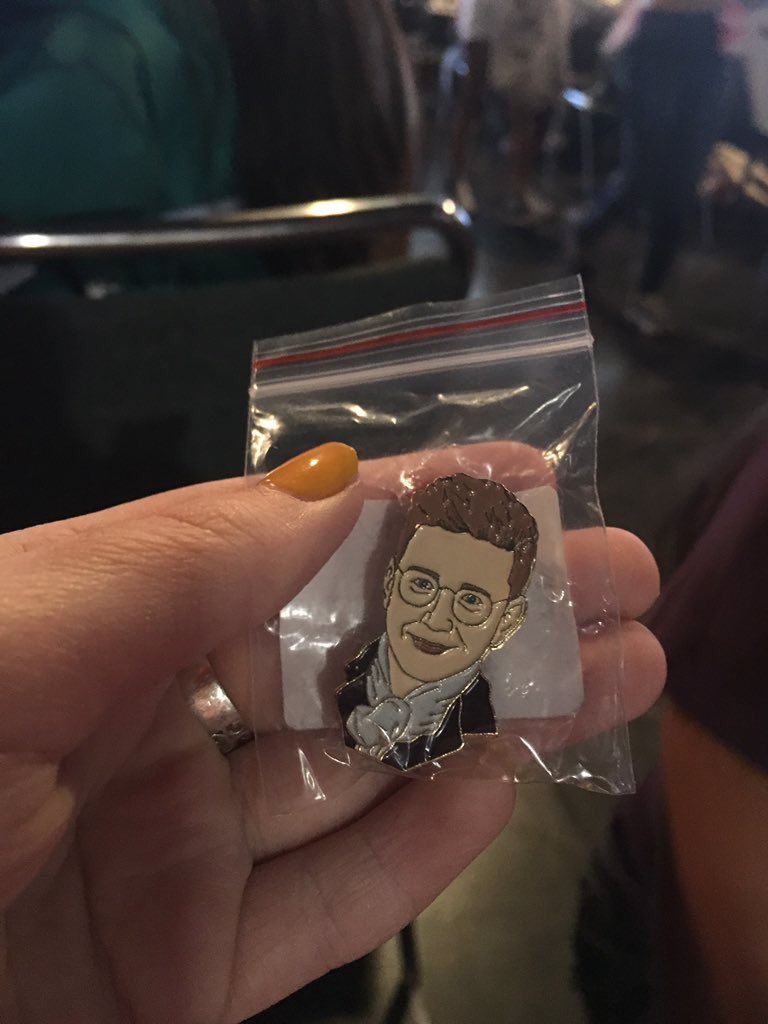 TylerOakleyInfo's tweet photo. Tyler Oakley pins at the Escape the Night Q&amp;A https://t.co/RJwjVz5EU4