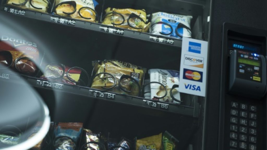 CIA penetrated by insider network of candy thieves f24.my/1O7w.t