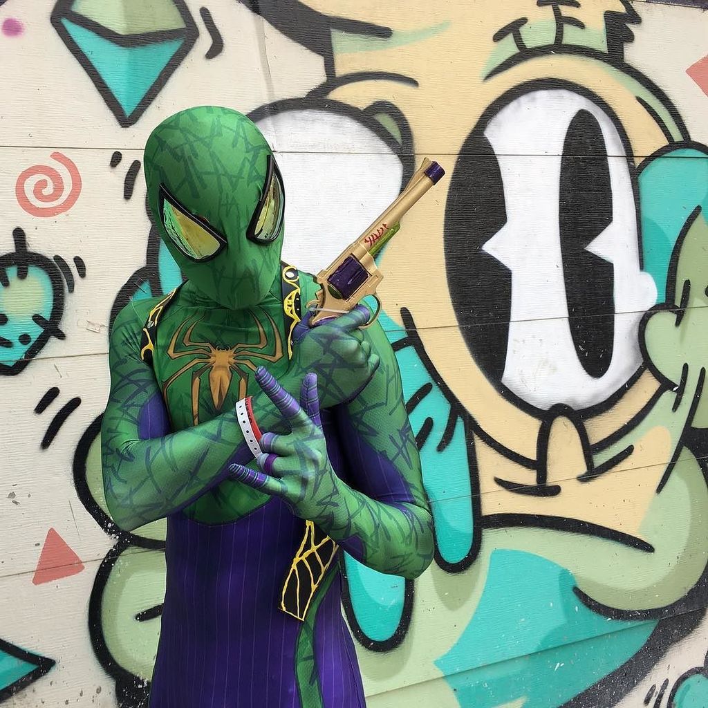 Conradpaur's tweet photo. #heyinsta #spideyjoke #spideyjoker #cosplay #coslpayer #marvel #dc #spiderman #spidey #crossovercosplay #spideyver… https://t.co/jp2LTq0wtc https://t.co/hiGGxw5aI2
