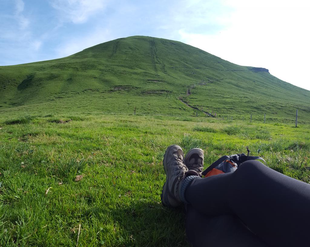 GhislaineBorie's tweet photo. J'ai les yeux qui saignent de tant de beauté... plus ça va plus je l'aime ce #Sancy ! 💚
#myauvergne https://t.co/nWYtGmG41u