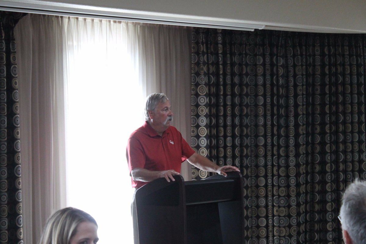 DentonChamber's tweet photo. Jim Fykes giving his remarks and thanks to the elected officials for their hard work during this past session. #ElectedOfficialsReception https://t.co/LOwdPIw1Mp