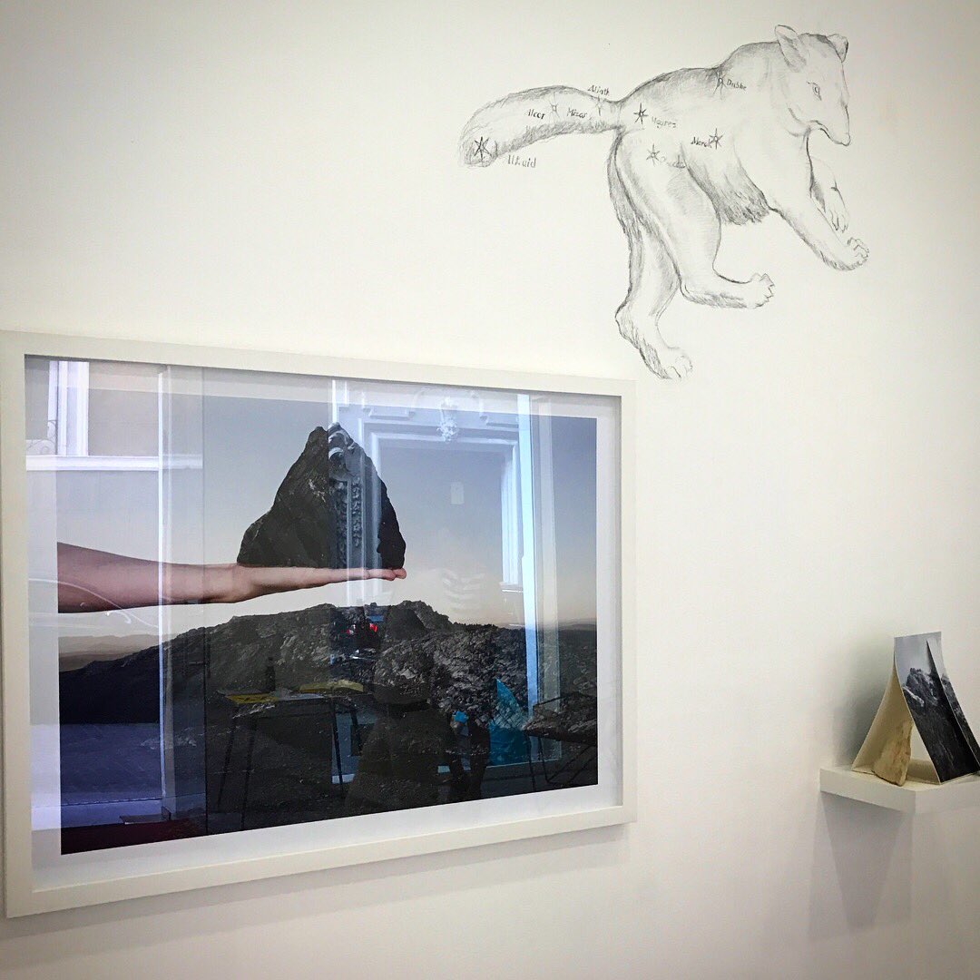photoespana's tweet photo. #NocheOff #FestivalOff en @Mondogaleria Galeria con 1er Premio Internacional de Fotografía Mondo Galería. Hasta 26.06.2017 #20AniversarioPHE https://t.co/X3NXitGXs5
