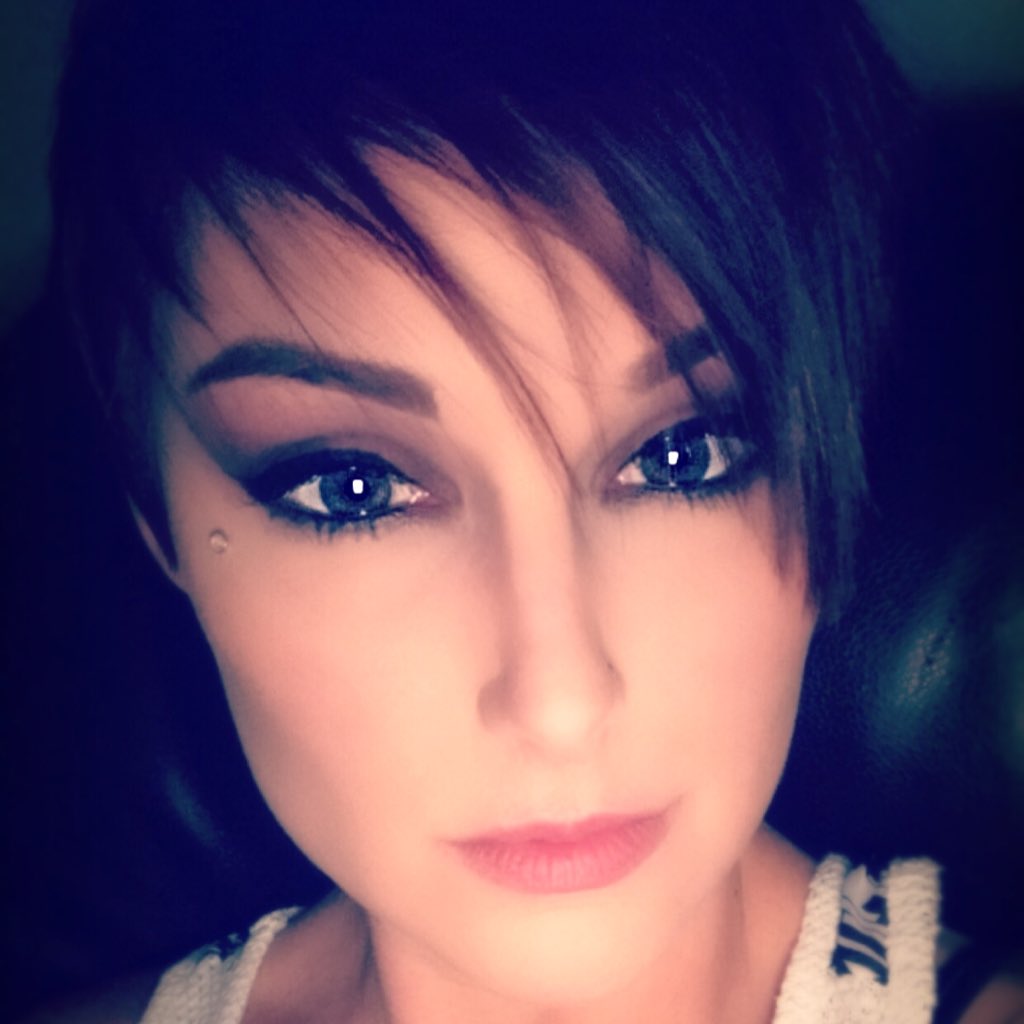 sarahainge's tweet photo. #NewProfilePic https://t.co/YEZIvSaDa8