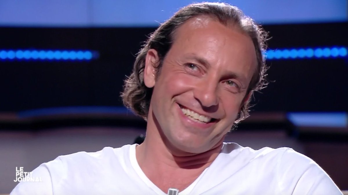 "Aujourd'hui on ne peut pas rire de tout, mais on devrait pouvoir le faire pour être plus libre." Philippe Candeloro à <a href="/s_calvayrac/">Sandrine Calvayrac</a> #LPJ