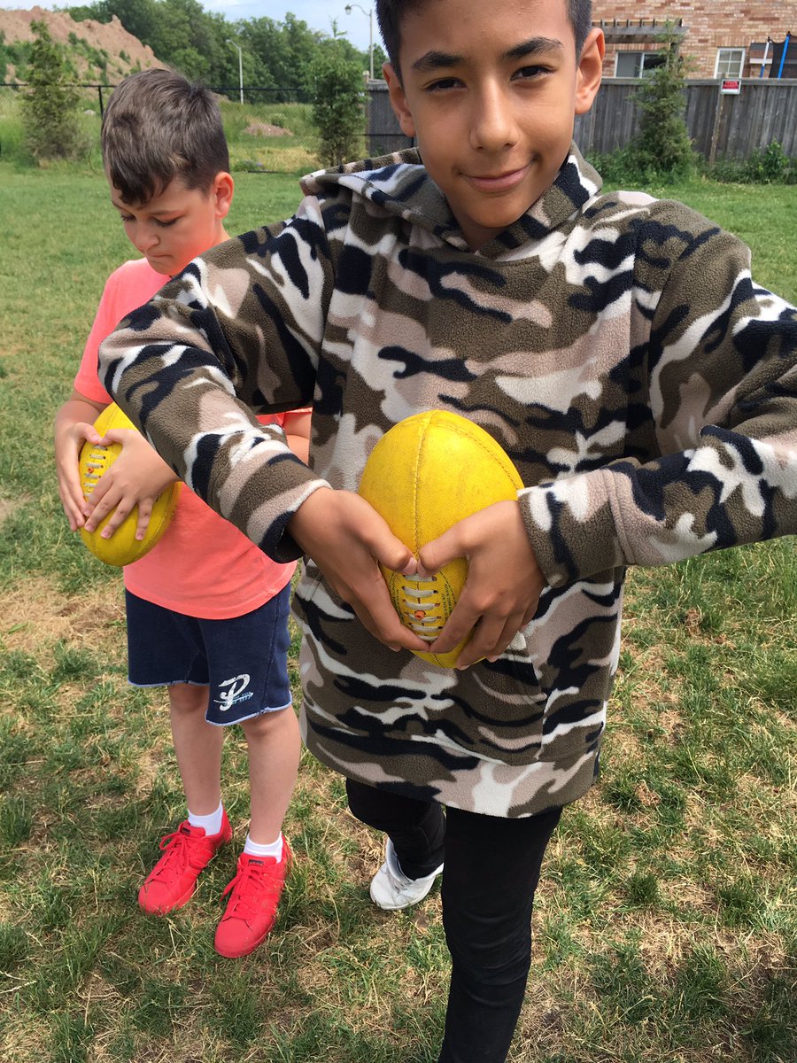 sfioedu's tweet photo. Some Aussie Footy goin' on mate! #jmv7 #goodonyamate @XMovement_  @MrMLabuda https://t.co/gtvkPD7FlL