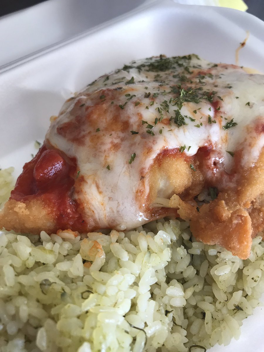 ChefTudelivery's tweet photo. Bowl Milanesa Arroz con Cilantro $4.46 ordena el tuyo #ofertascatering te hacemos la vida más fácil @47544353930b4b0 https://t.co/NkoZyGE8W6