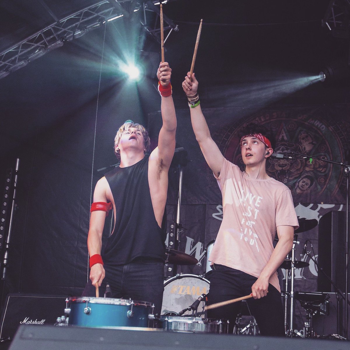 The Bullingdon, this Sunday, at 7PM🙏 We need help from you guys in the Semi-Final of Bloodstock Metal 2 The Masses,hope to see ya'll there x