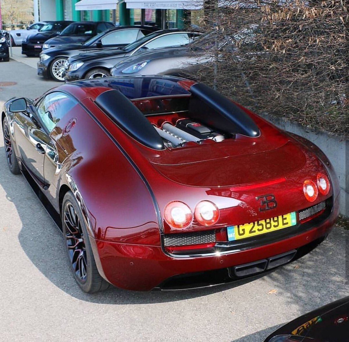 The car is out 😈| #bugatti