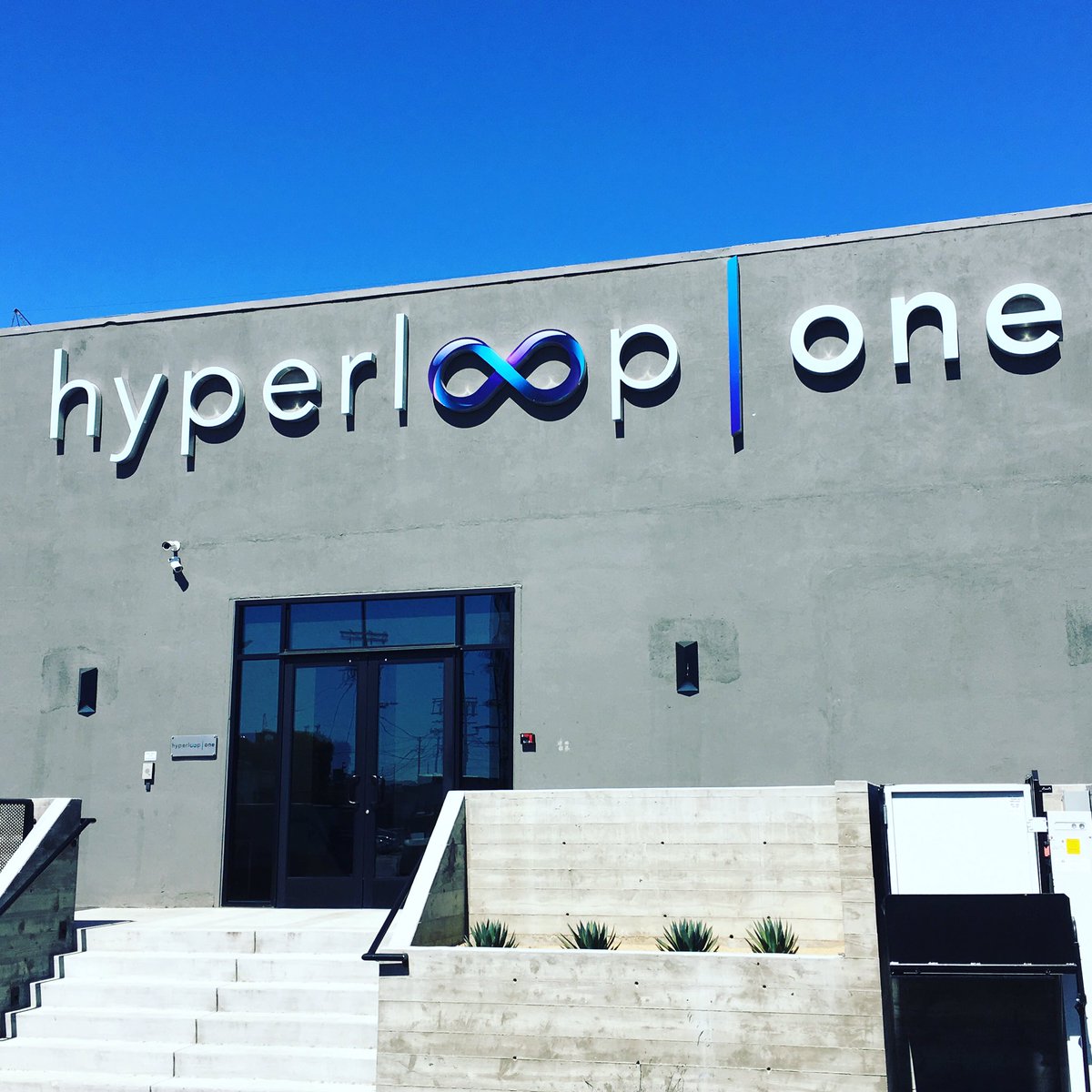 SinkeviciusM's tweet photo. Visiting headquarters of @Hyperloop and discussing possibilities to connect the Baltics and the Scandinavians. https://t.co/jOQ0cvskEh
