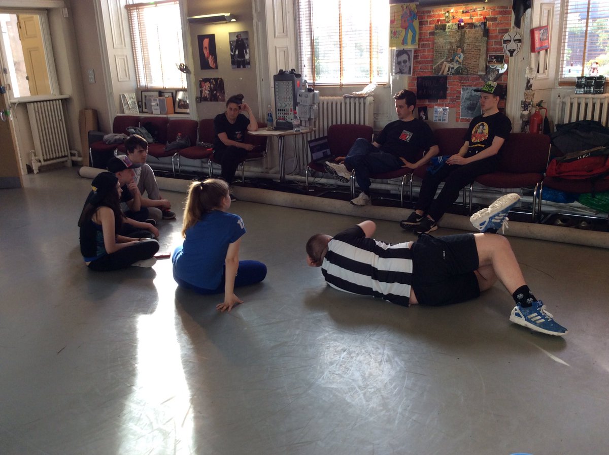 LawnmowersITC's tweet photo. Hip Hop Skool are planning and rehearsing for a show and tell at Hill Top School. #breakdance #happydays #badtastecru #r&d #gatesheadrocks!! https://t.co/tXpRwQBH2f