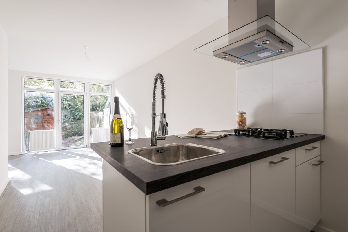 bawiwonen's tweet photo. Te koop: luxe gerenoveerde dubbele benedenwoning in #Charlois https://t.co/sT4Jb9qNaw https://t.co/2eX2m1DzoY