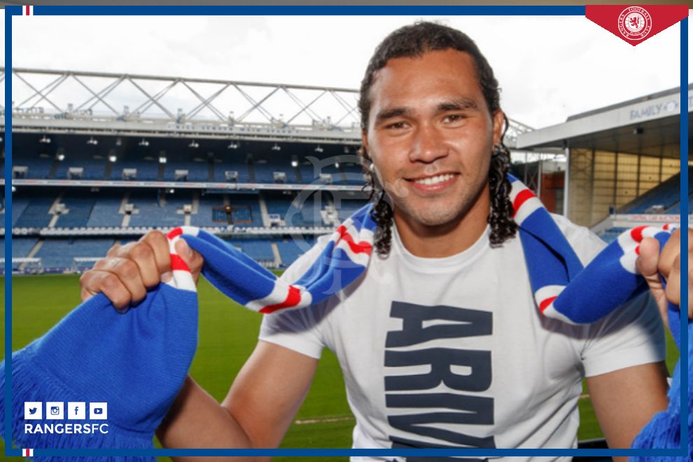 RangersFC's tweet photo. 🇲🇽 @G27Gullit is looking forward to working with Pedro Caixinha after sealing his transfer to #RangersFC today: https://t.co/LhwkFngZu5 https://t.co/rXB06GAjkd