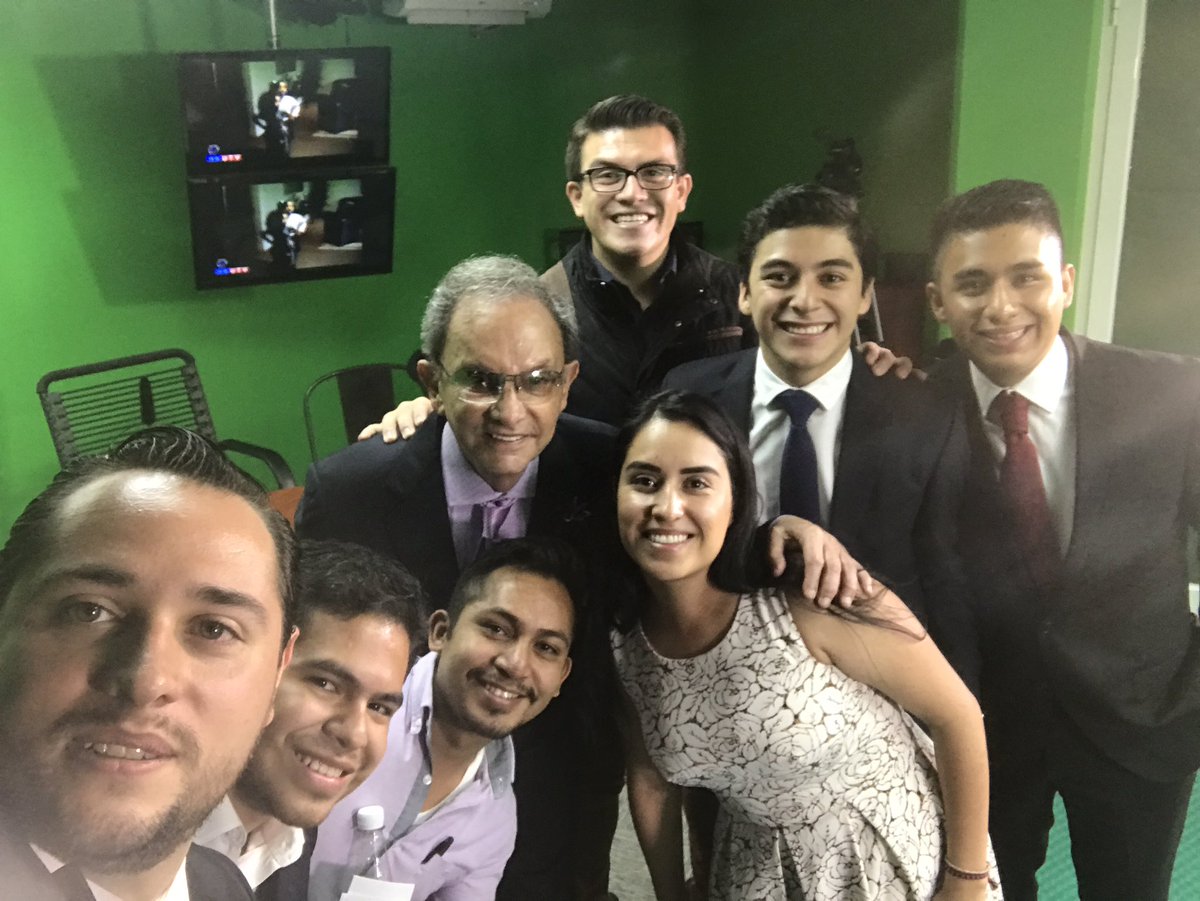 mariohergo's tweet photo. Hoy! En #JóvenesEnLaPolítica el mejor programa de debate de la televisión con @CanunNino #Espionaje #Pegasus #Linea7MB https://t.co/R2rHsyXwFb