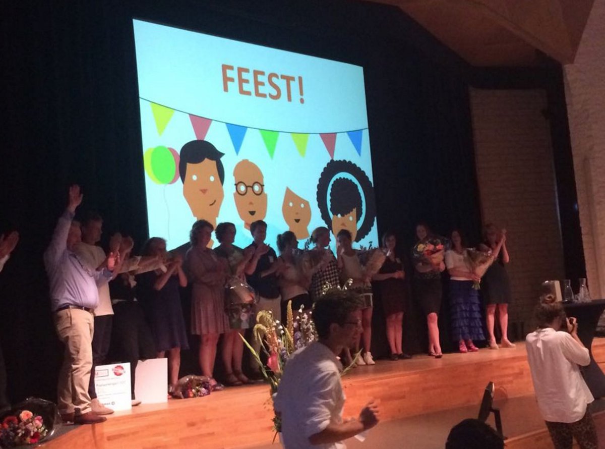 Gefeliciteerd winnaars HeldCare 2017! #AmsterdamsVervoerCollectief <a href="/danspaleistweet/">het Danspaleis</a> <a href="/InfoCRDLT/">Crdl</a> Super gedaan!