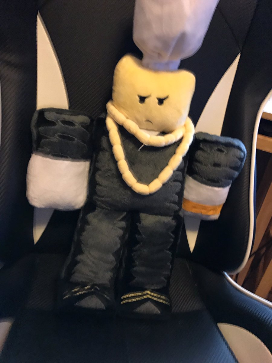 Tofuu On Twitter These Aren T For Sale Right Now It Was Sent To Me As A Test For The Quality Would You Guys Buy One - tofu plush roblox