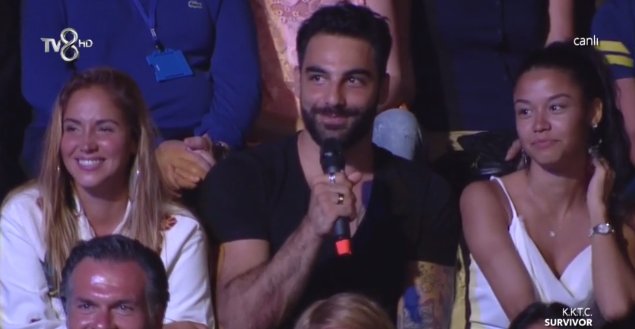 Acun :" Sevinmeyi gerçekten biliyorsun. Kazandığın zaman seni seyretmek çok zevkliydi Eser"
#Survivor