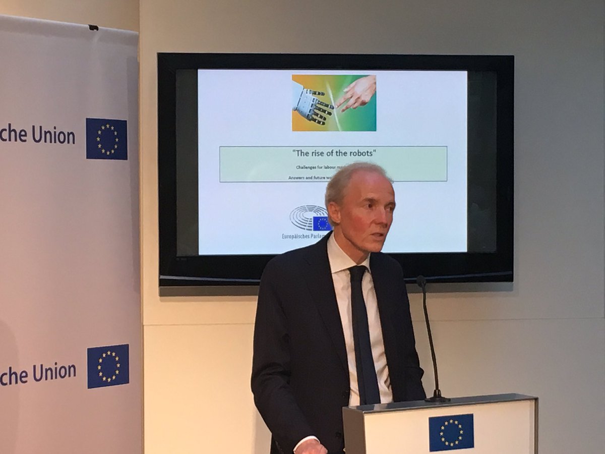 JozefVasak's tweet image. globalisation,digitalisation, atomisation of economy = major challenge but also opportunity #SocialPillar part of the solution #RiseOfRobots